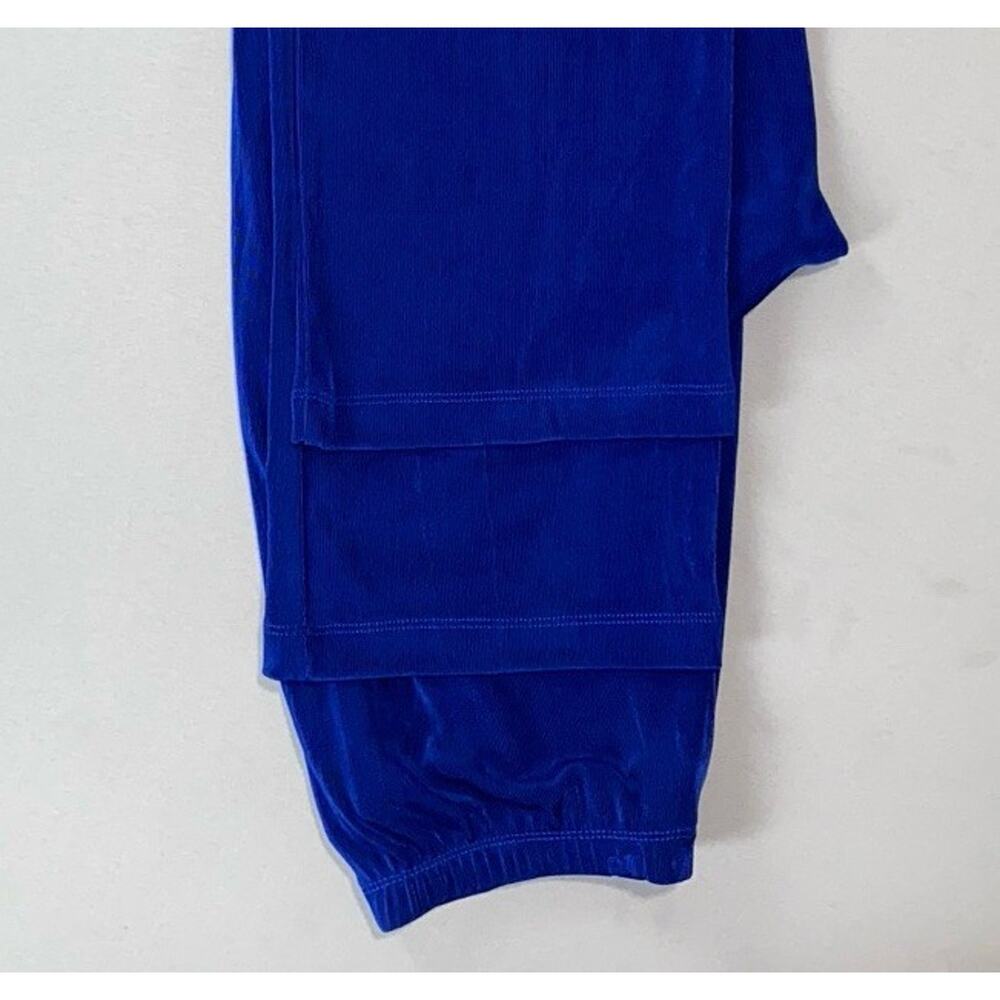 Chico's Vintage USA Made Travelers No Tommy Micro-Cord Pants in Royale. 1 (8). - Picture 3 of 10